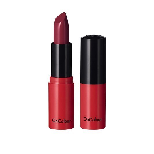 ExternalImage 18 1 The NEW OC Bullet and CreamComfort Complex provide a soft, smooth application and ensure even coverage for lovable, colour drenched lips.