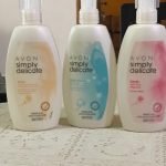 AVON SIMPLY DELICATE FEMININE WASH